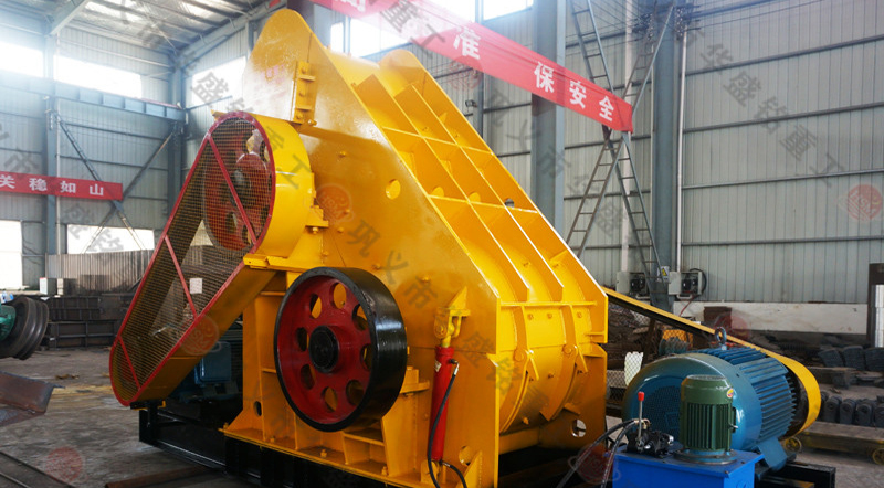 雙級無篩底破碎機時產120噸發(fā)往云南